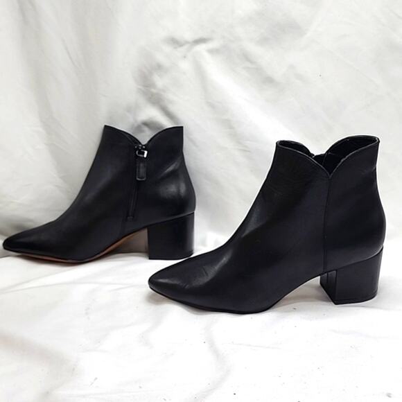 COLE HAAN ELYSE BLACK 100% LEATHER BOOTIES LADIES 6.5 NWOB - Picture 2 of 16